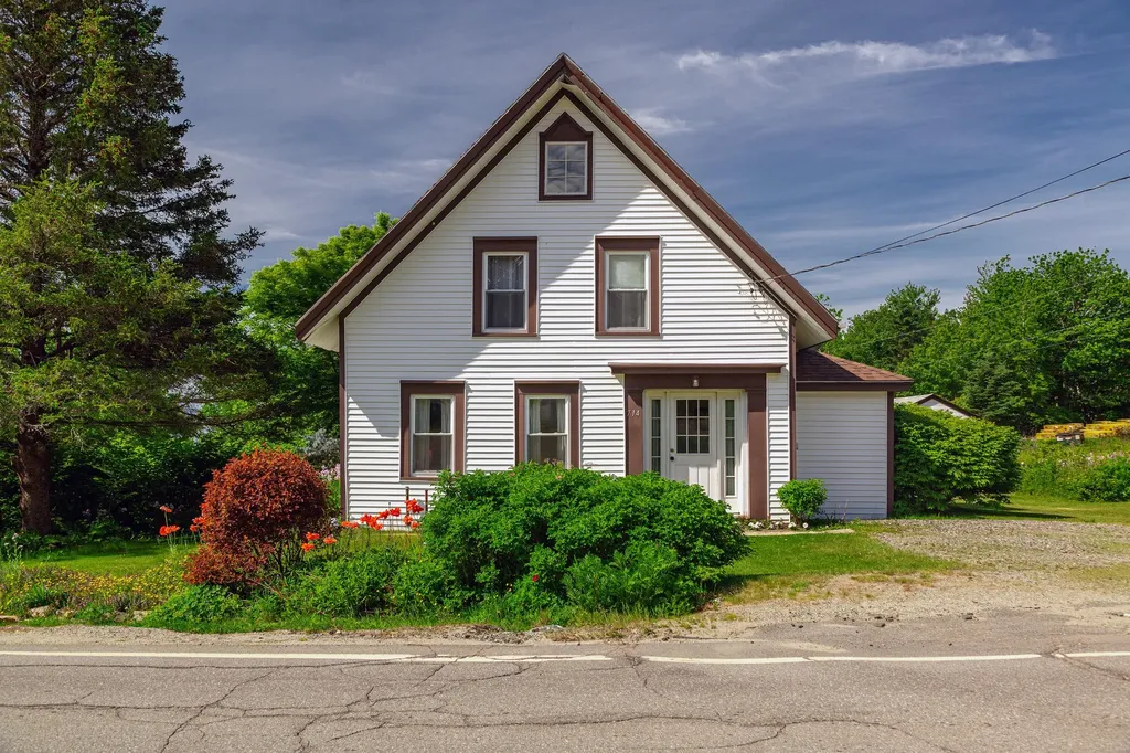 714 Tremont Road Tremont ME 04612