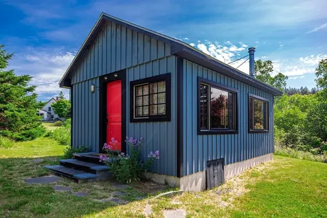 714 Tremont Road Tremont ME 04612