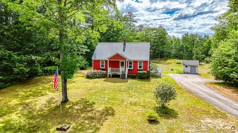 18 Skeetfield Road Oxford ME 04270