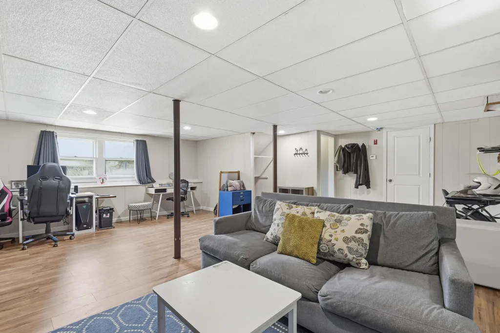 71 Dole Drive Portland ME 04103