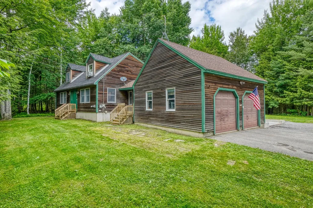 20 Fairwood Drive Fairfield ME 04937