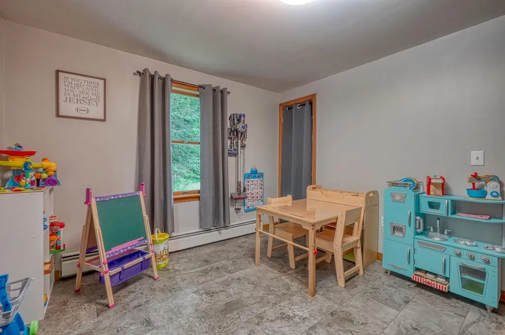 20 Fairwood Drive Fairfield ME 04937