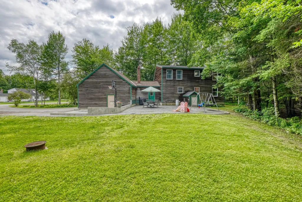20 Fairwood Drive Fairfield ME 04937