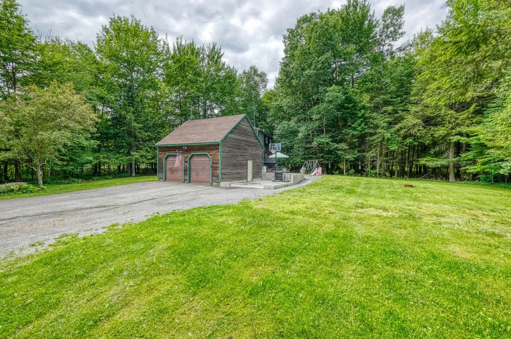 20 Fairwood Drive Fairfield ME 04937