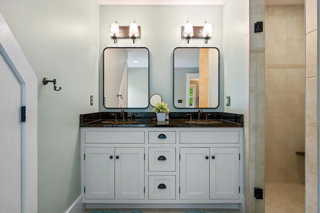 178 Pine Trail Dedham ME 04429