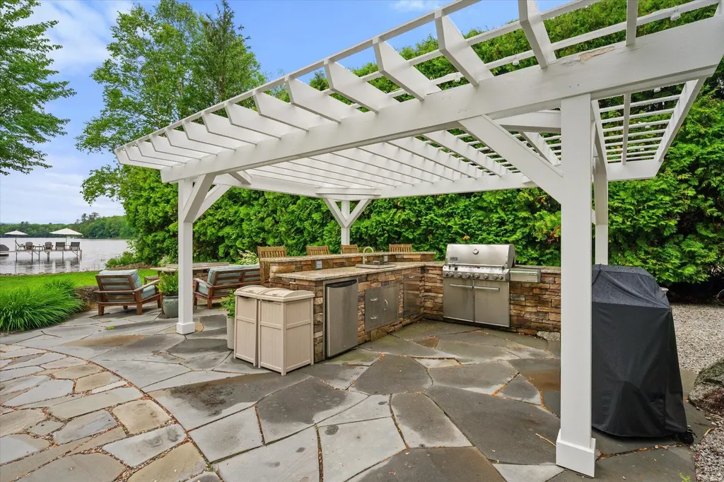 178 Pine Trail Dedham ME 04429