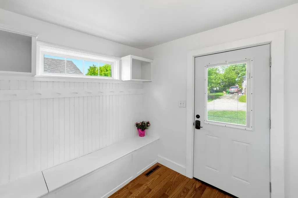 39 Knott Street Rockland ME 04841