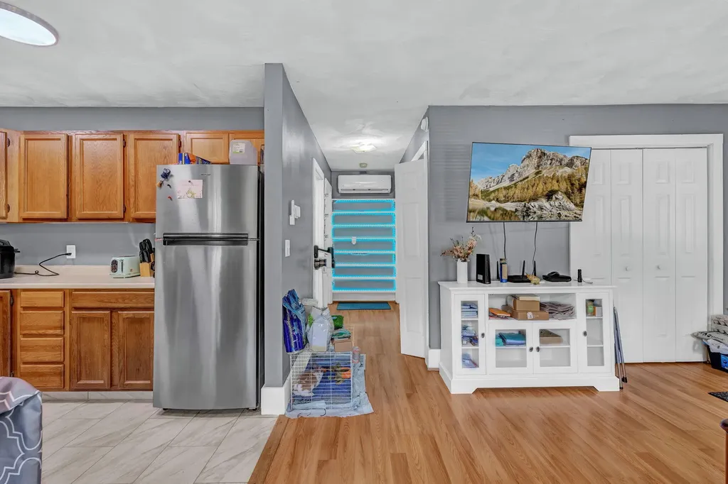 48 Palmer Road Newport ME 04953