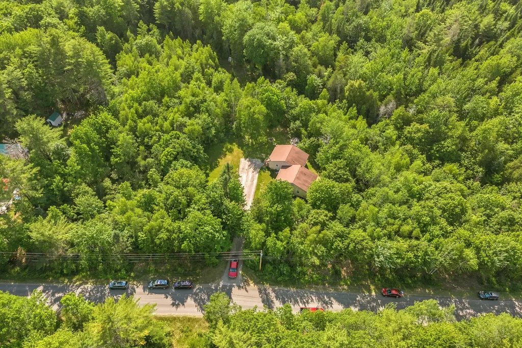 48 Palmer Road Newport ME 04953