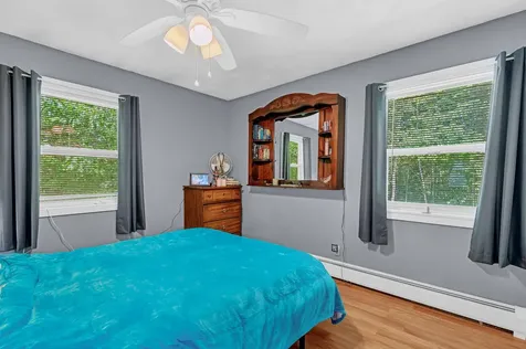 48 Palmer Road Newport ME 04953