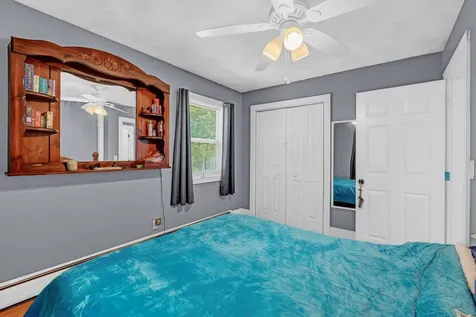 48 Palmer Road Newport ME 04953