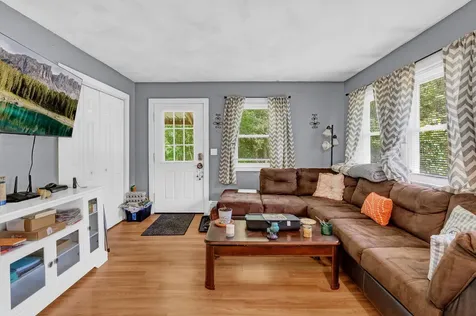 48 Palmer Road Newport ME 04953