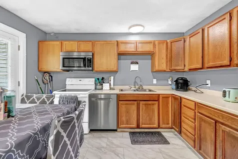 48 Palmer Road Newport ME 04953