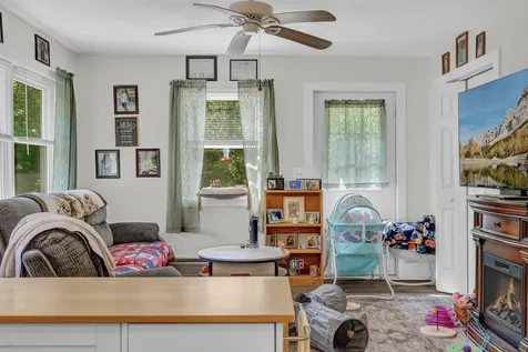 48 Palmer Road Newport ME 04953