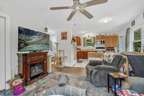 48 Palmer Road Newport ME 04953
