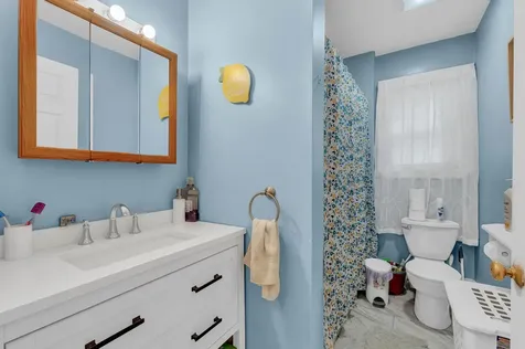 48 Palmer Road Newport ME 04953