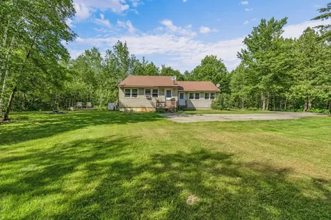 48 Palmer Road Newport ME 04953
