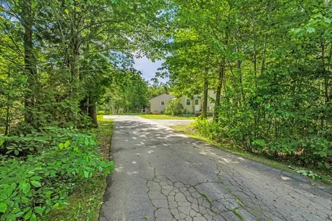 48 Palmer Road Newport ME 04953