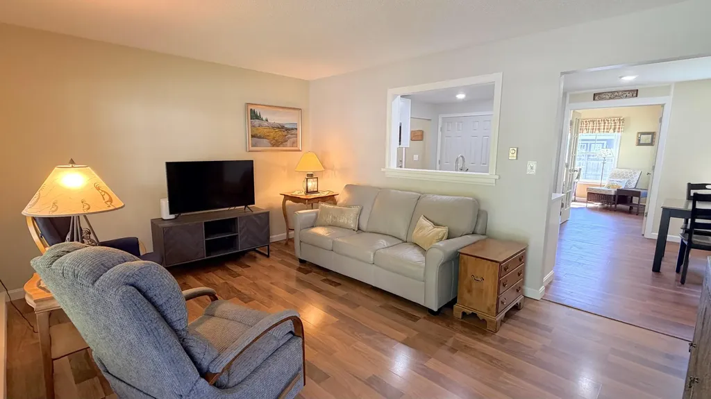 21 Bickford Drive Topsham ME 04086