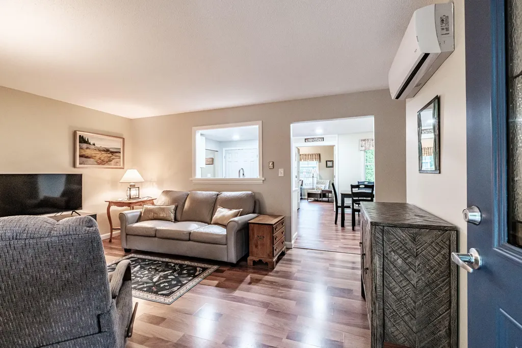 21 Bickford Drive Topsham ME 04086