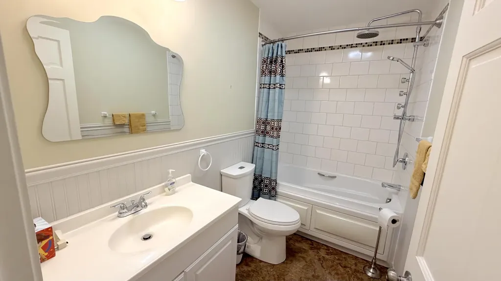 21 Bickford Drive Topsham ME 04086