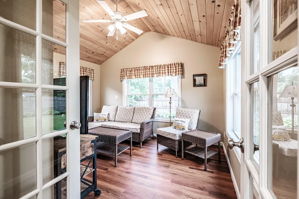 21 Bickford Drive Topsham ME 04086