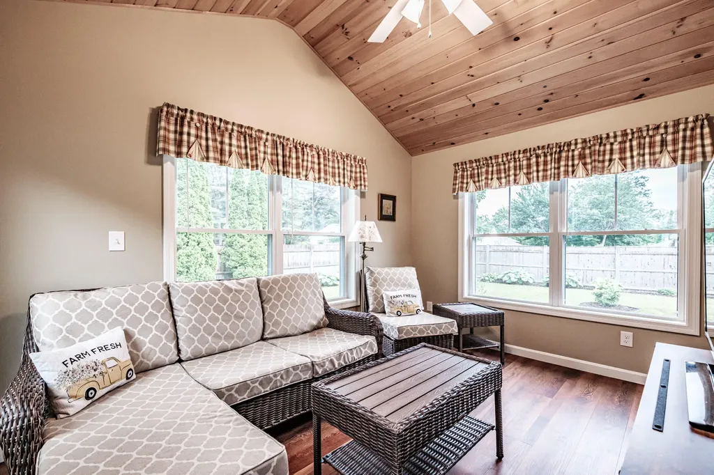 21 Bickford Drive Topsham ME 04086