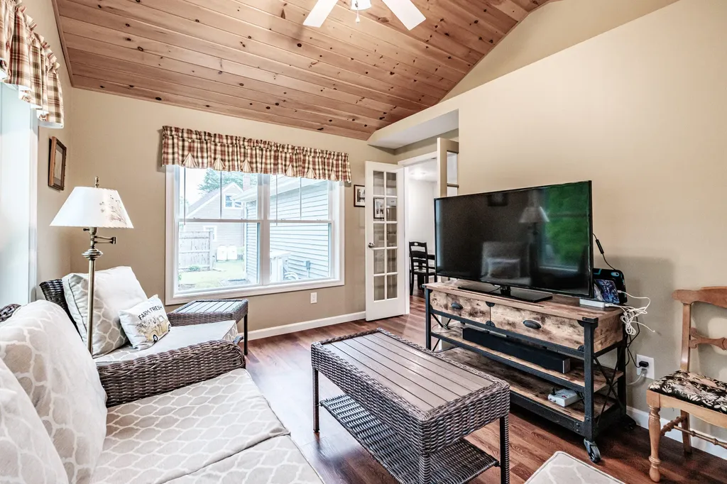 21 Bickford Drive Topsham ME 04086