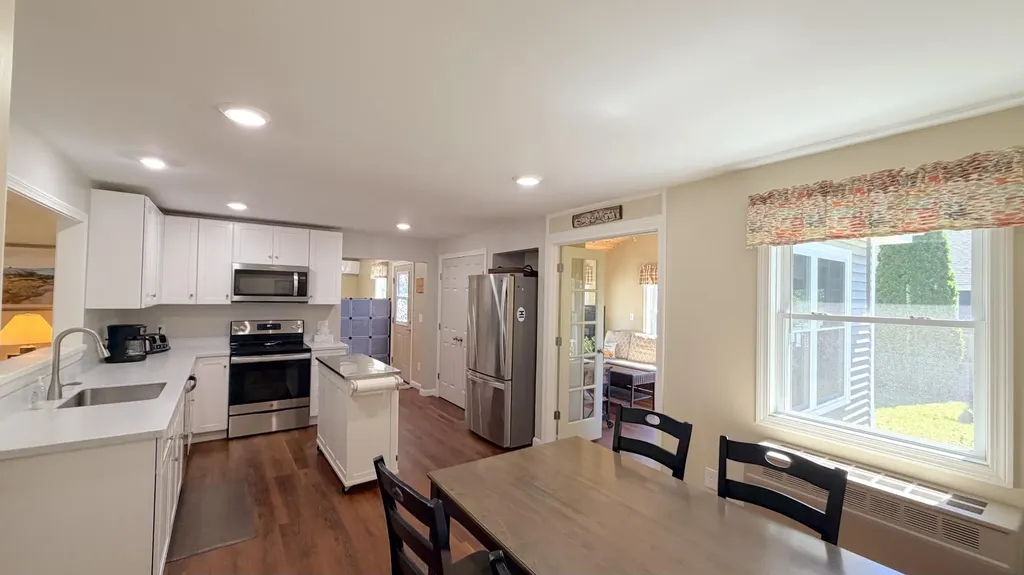 21 Bickford Drive Topsham ME 04086