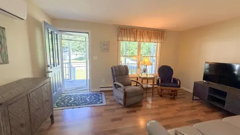 21 Bickford Drive Topsham ME 04086
