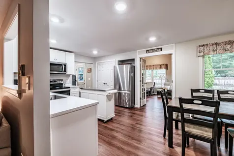 21 Bickford Drive Topsham ME 04086