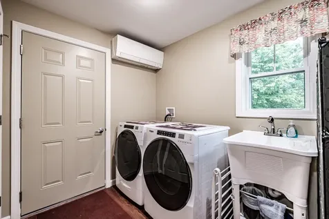 21 Bickford Drive Topsham ME 04086