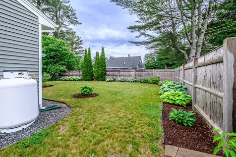 21 Bickford Drive Topsham ME 04086