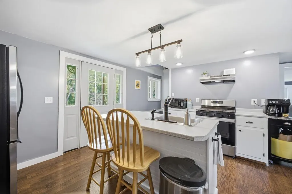 783 Paris Hill Road Paris ME 04281