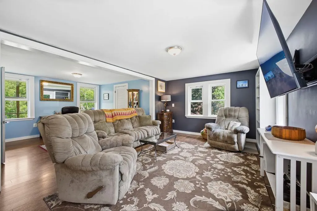 783 Paris Hill Road Paris ME 04281
