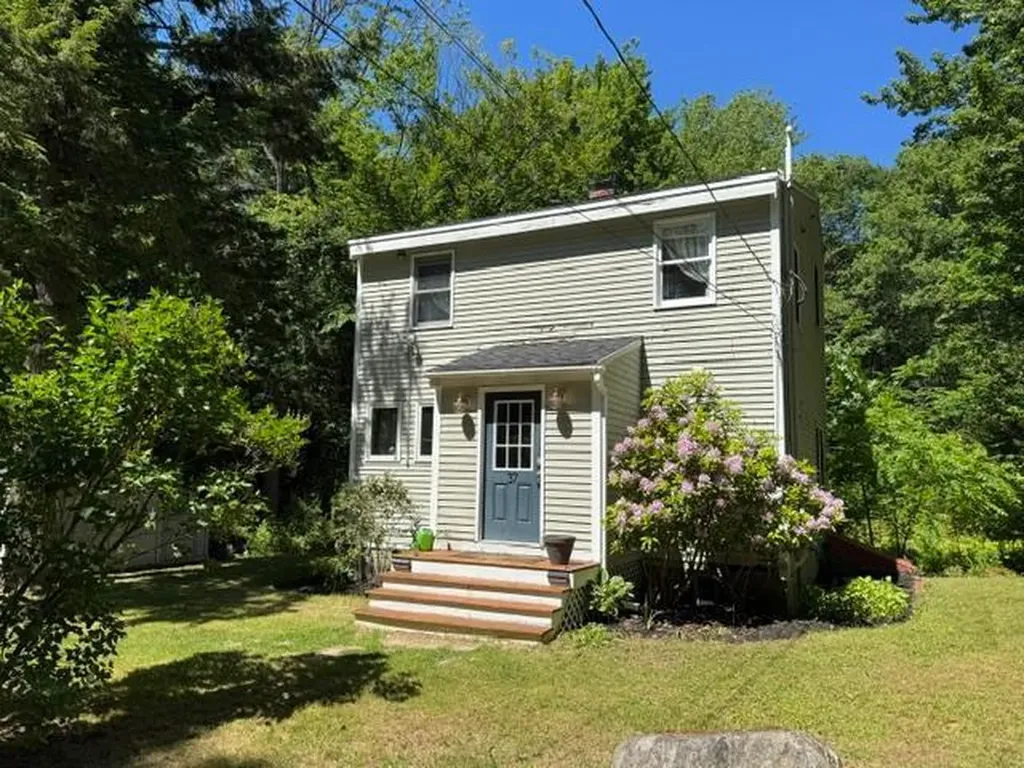 37 Pleasant Valley Road Cumberland ME 04021