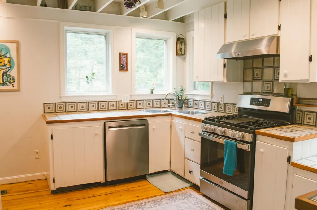 37 Pleasant Valley Road Cumberland ME 04021