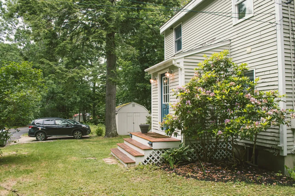 37 Pleasant Valley Road Cumberland ME 04021