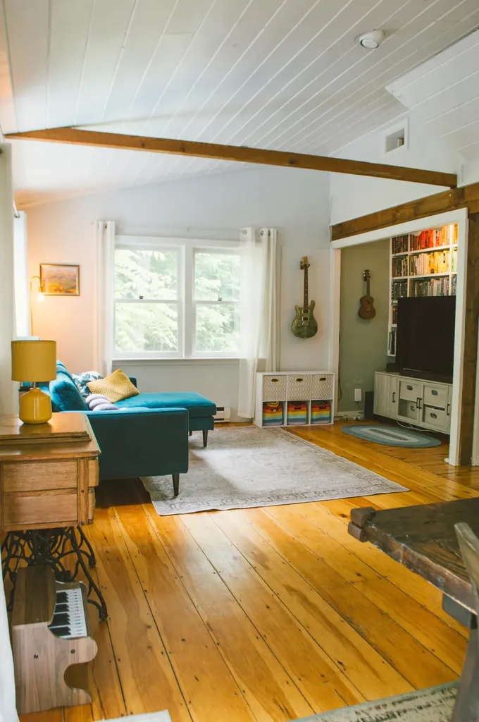 37 Pleasant Valley Road Cumberland ME 04021