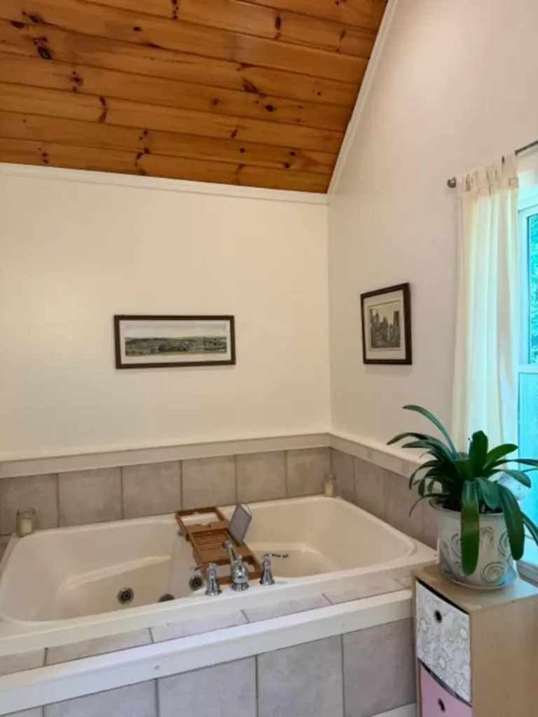 37 Pleasant Valley Road Cumberland ME 04021