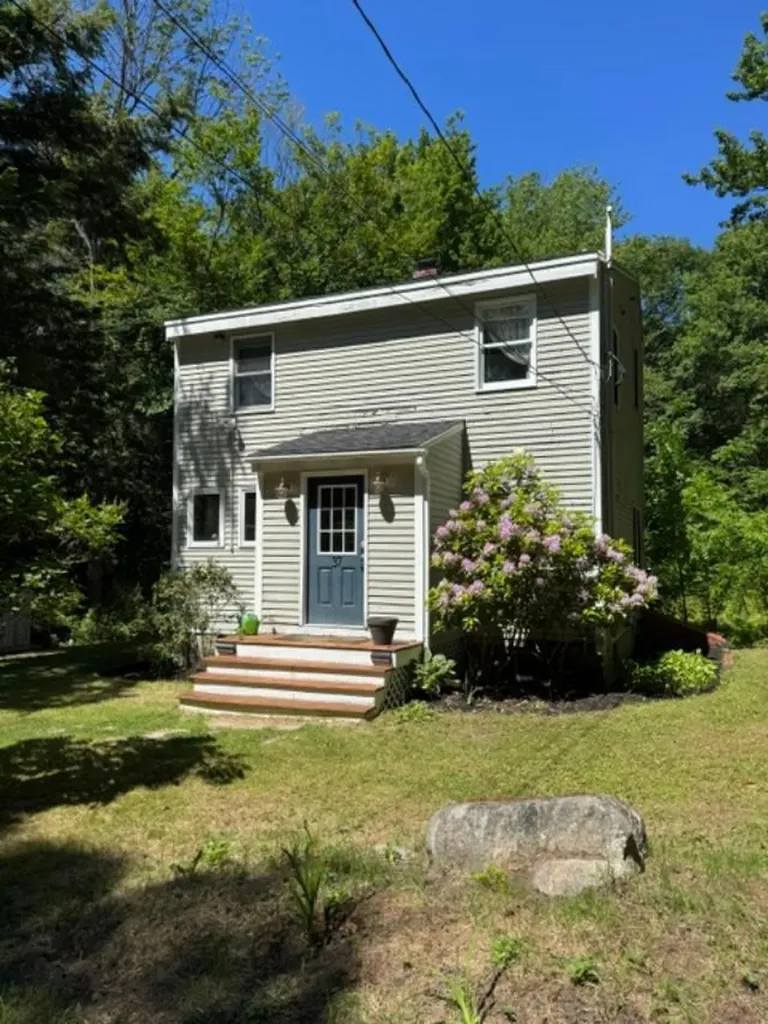 37 Pleasant Valley Road Cumberland ME 04021