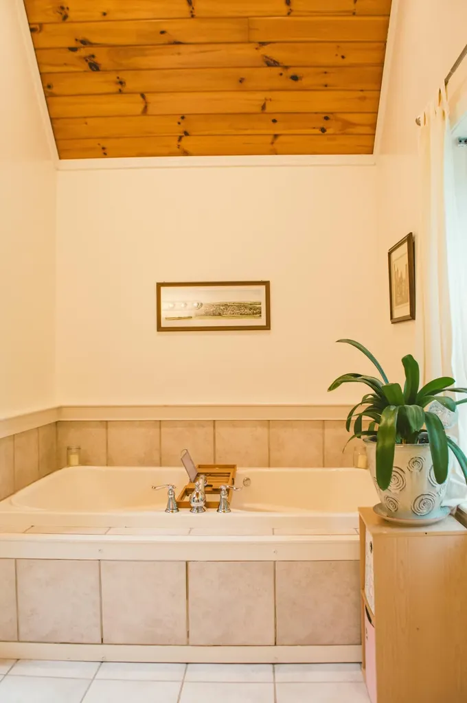 37 Pleasant Valley Road Cumberland ME 04021