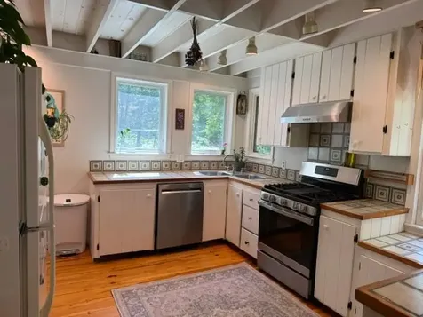 37 Pleasant Valley Road Cumberland ME 04021