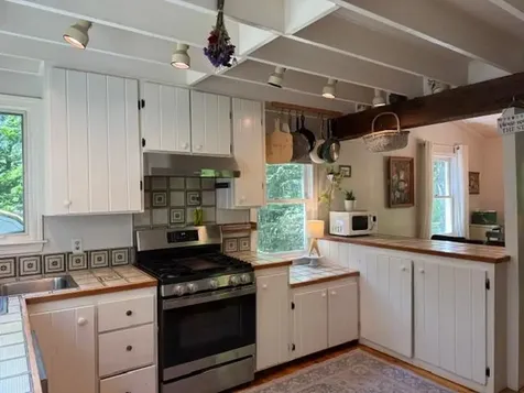 37 Pleasant Valley Road Cumberland ME 04021