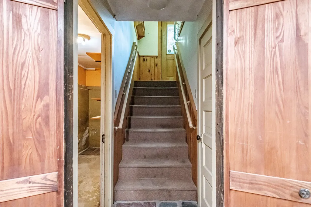 4 Pineway Drive Auburn ME 04210