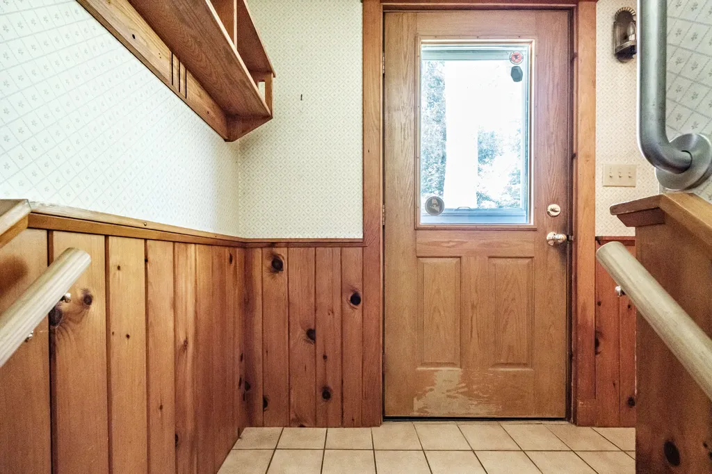 4 Pineway Drive Auburn ME 04210