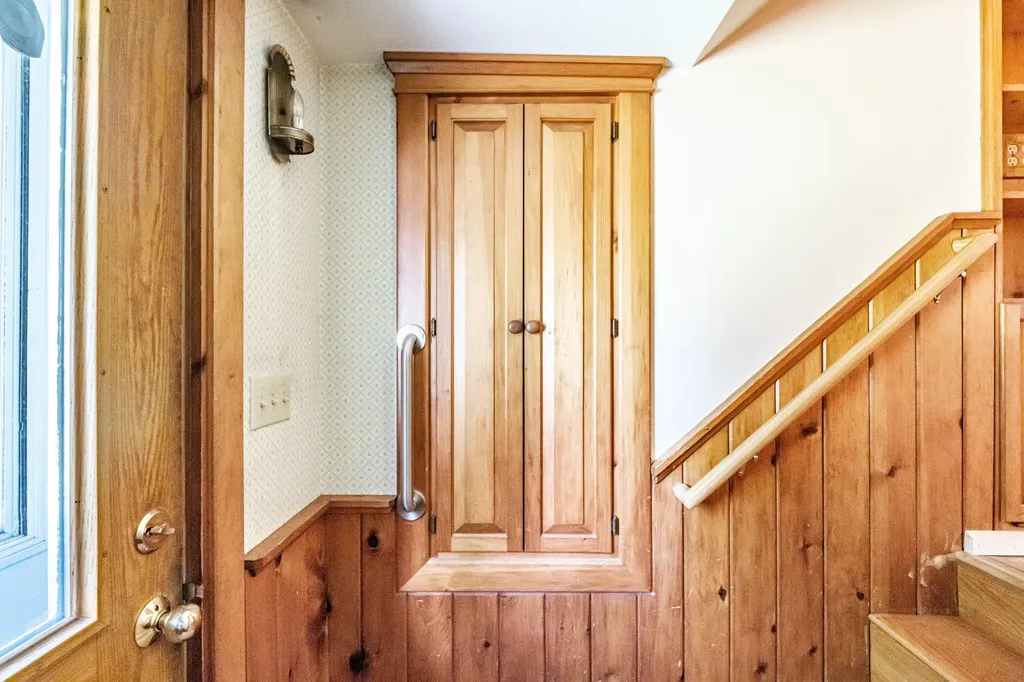 4 Pineway Drive Auburn ME 04210