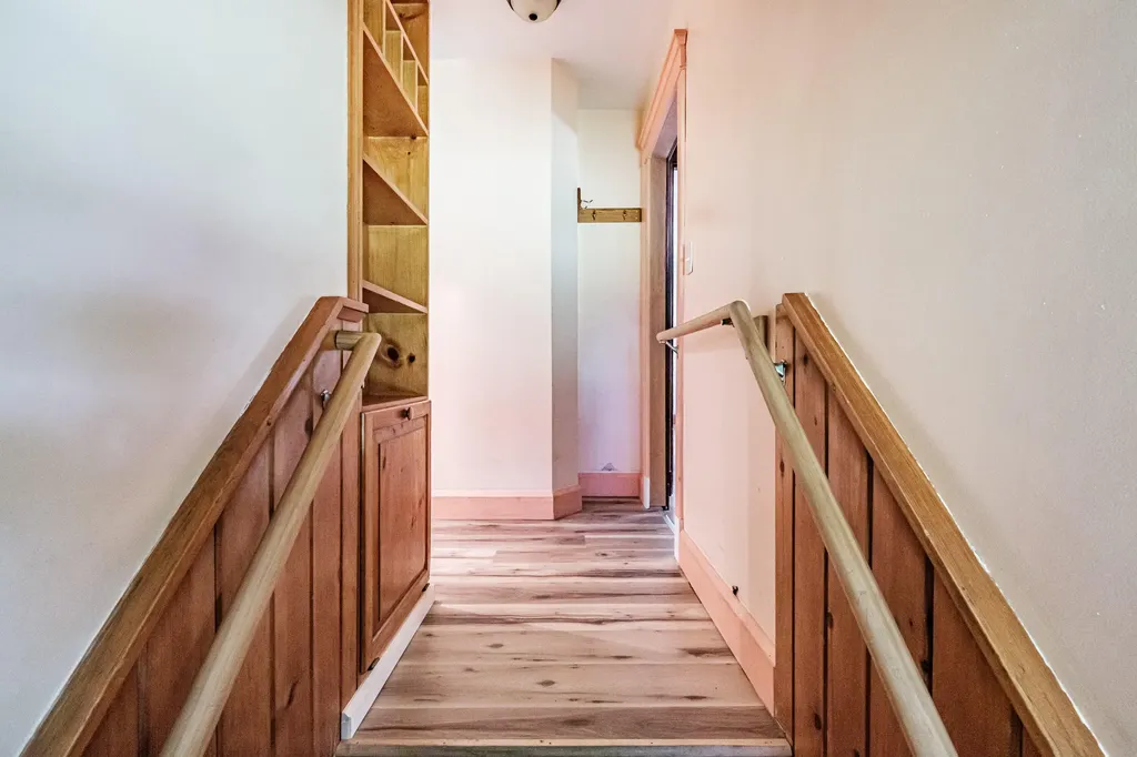 4 Pineway Drive Auburn ME 04210