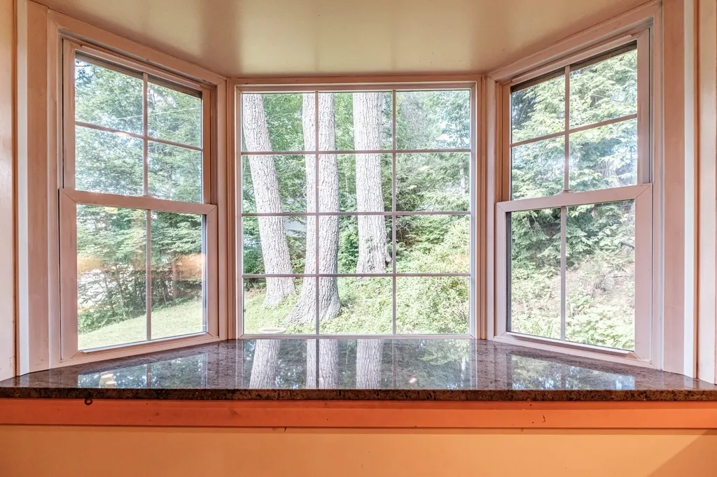 4 Pineway Drive Auburn ME 04210