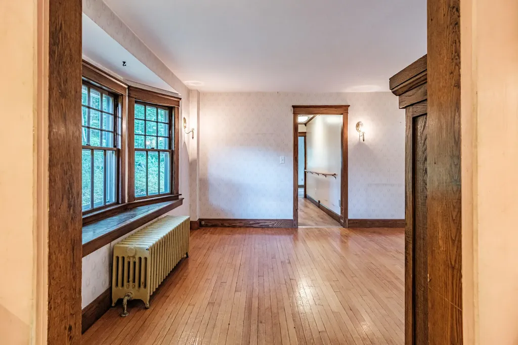 4 Pineway Drive Auburn ME 04210